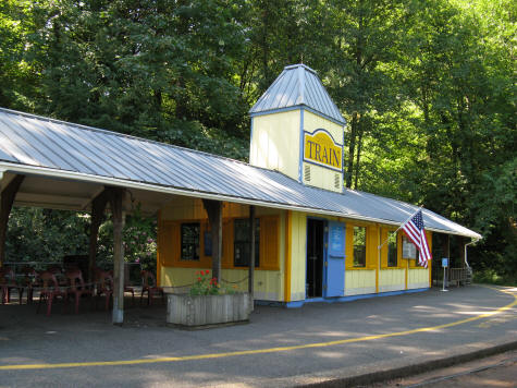 Washington Park Zoo Railway Station